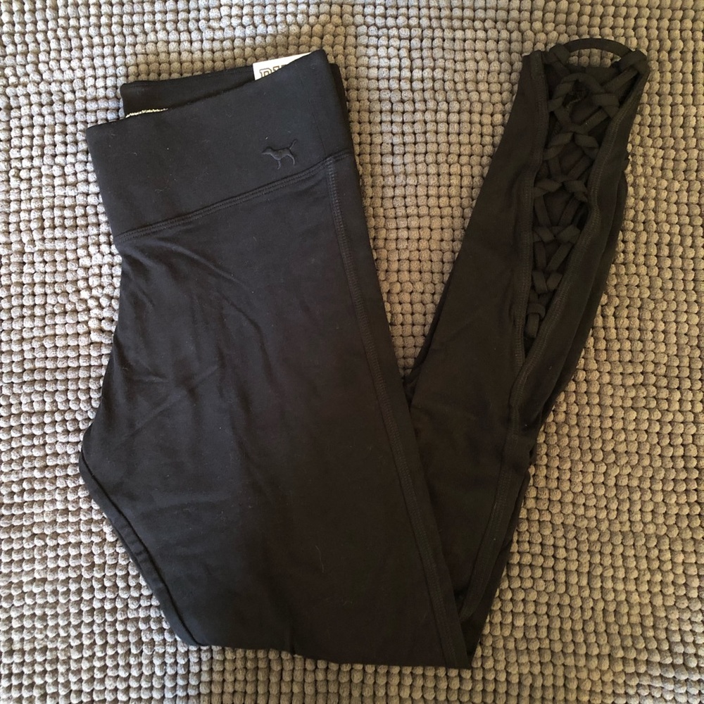 NWT VS Pink Leggings in Black